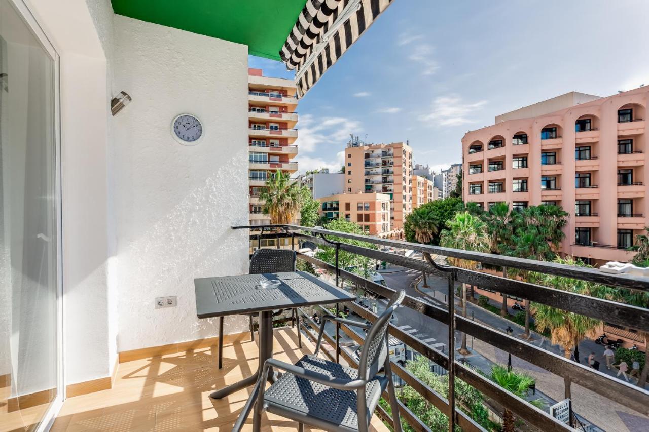 New 1 Bedroom Apartement On The Sea In Marbella. Exterior photo
