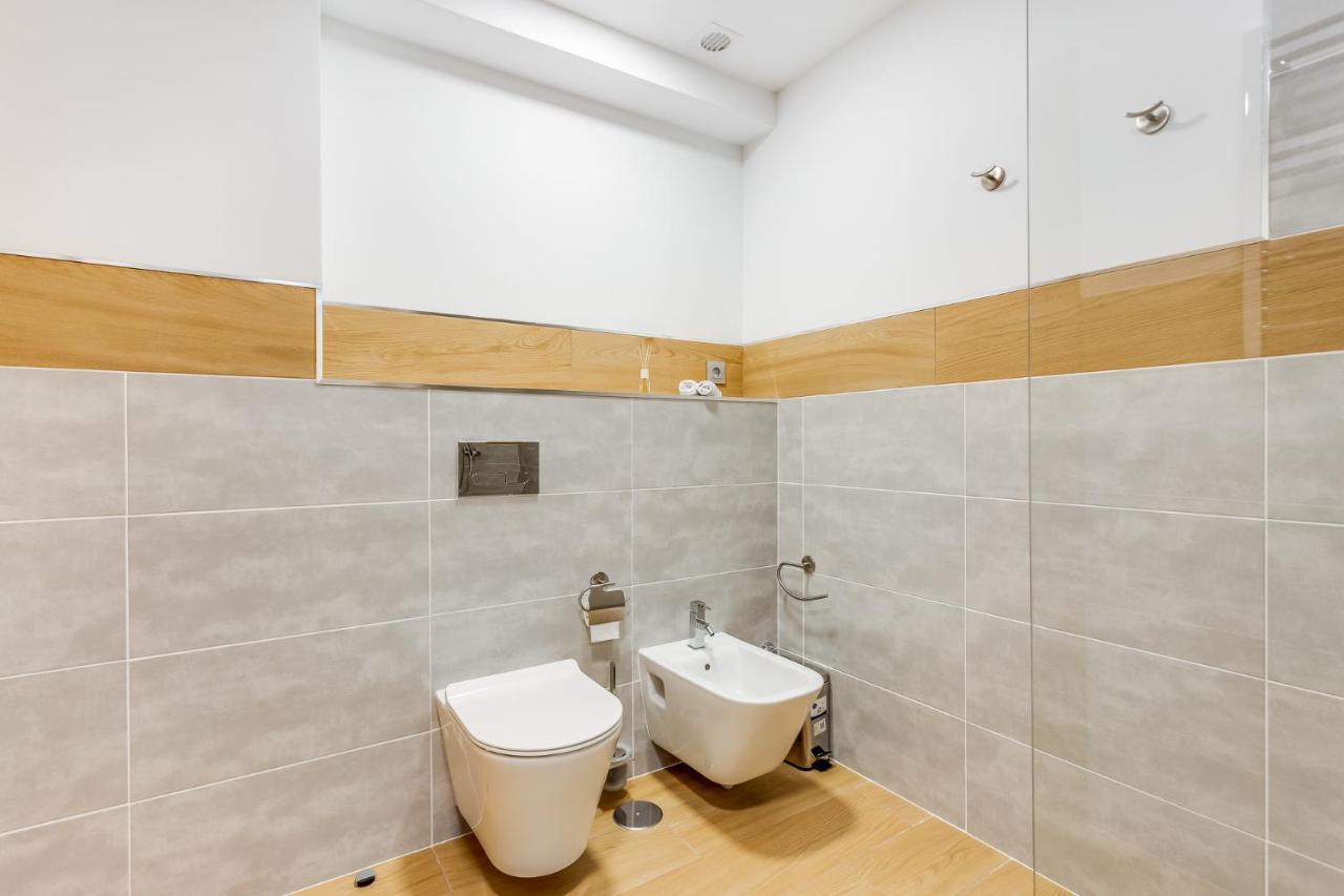 New 1 Bedroom Apartement On The Sea In Marbella. Exterior photo
